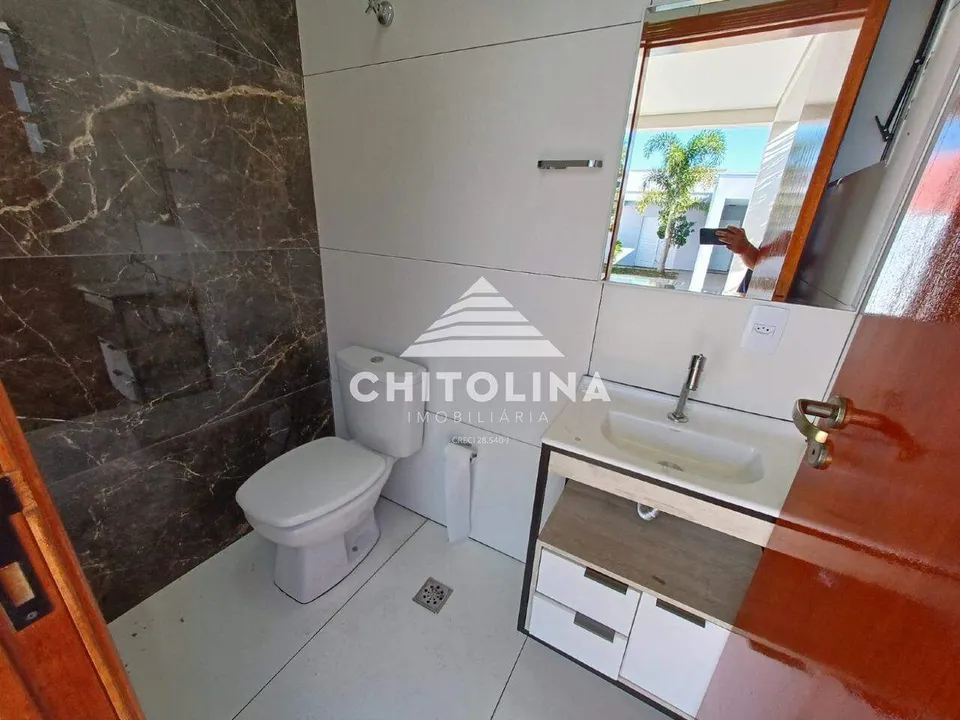 Lavabo da área gourmet com gabinete branco — Casa cód. 11414, Vila Barth