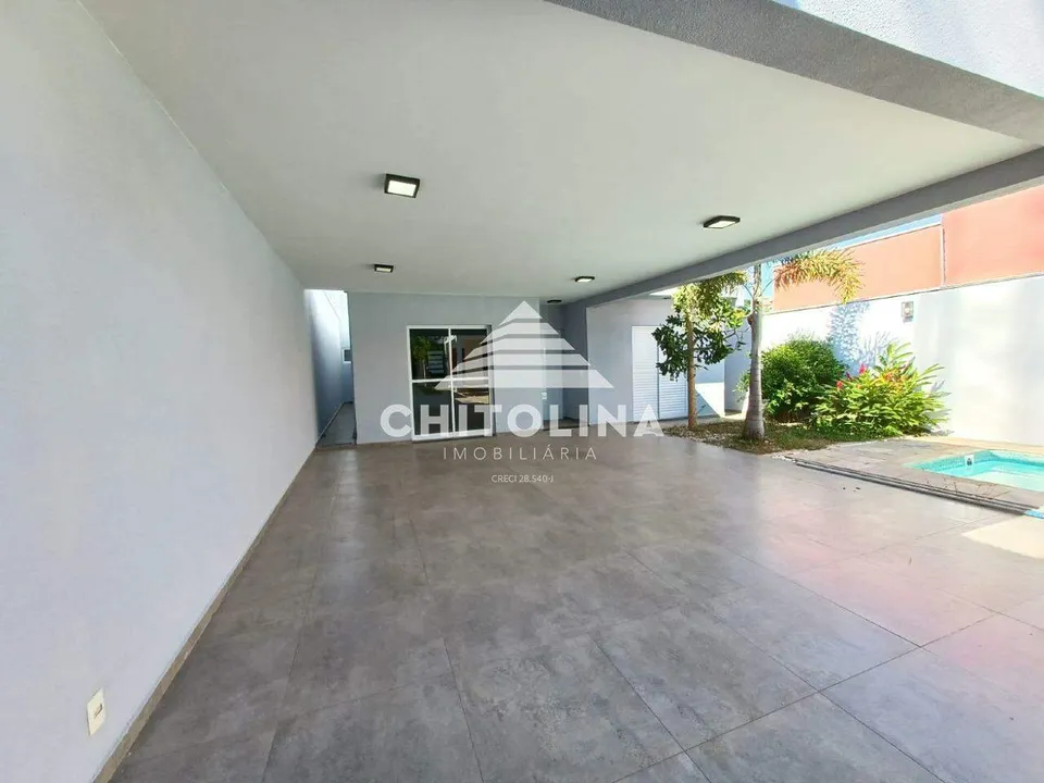 Área coberta em porcelanato aberta para o jardim — Casa cód. 11414, Vila Barth