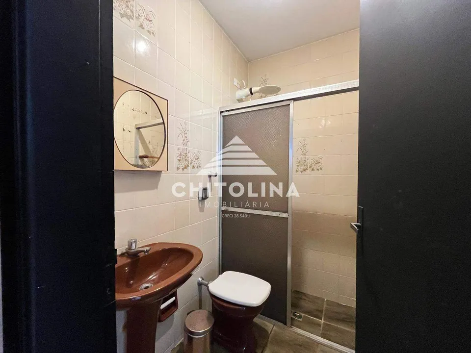 Banheiro da edícula com box — Sobrado cód. 9190, Jardim Fogaça