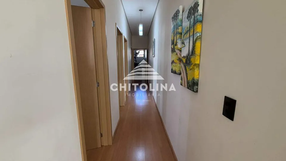 Corredor dos dormitórios com piso frio — Casa cód. 11638, Terras de Santo Antônio