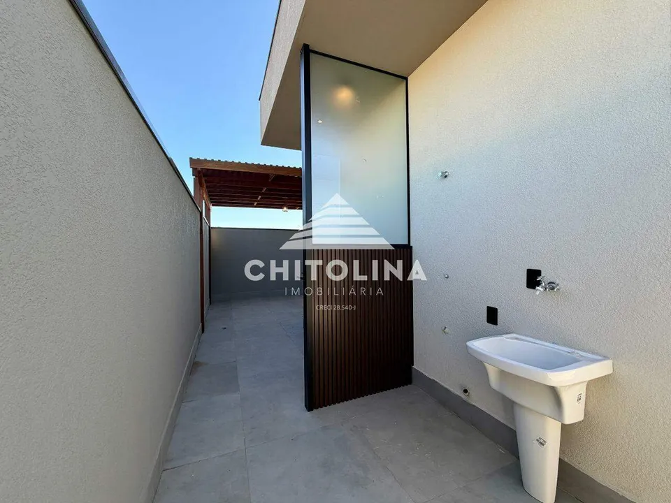 Área de serviço lateral com tanque — Casa cód. 11752, Vila Progresso