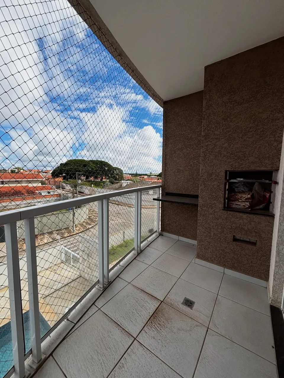 Varanda gourmet com churrasqueira — Apartamento cód. 1200, Jardim Shangri-lá