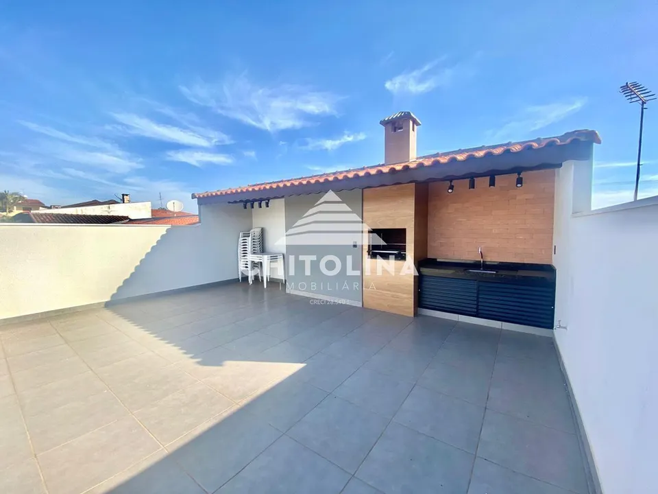 Terraço amplo com churrasqueira e bancada — Casa cód. 4243, Vila Barth