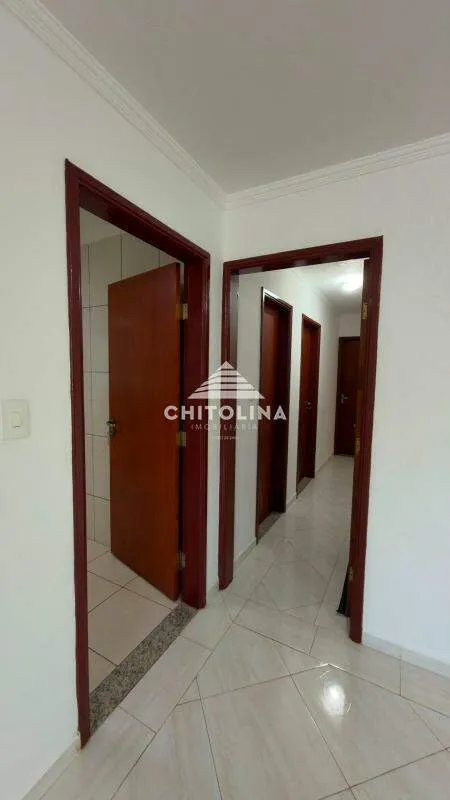 Corredor de acesso aos dormitórios — Casa cód. 4176, Parque Atenas do Sul