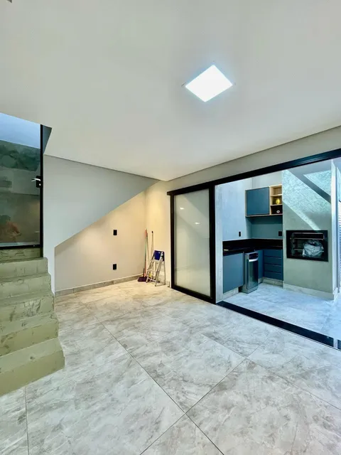Sala com portas de vidro para a área gourmet — Casa cód. 10221, Vila Regina