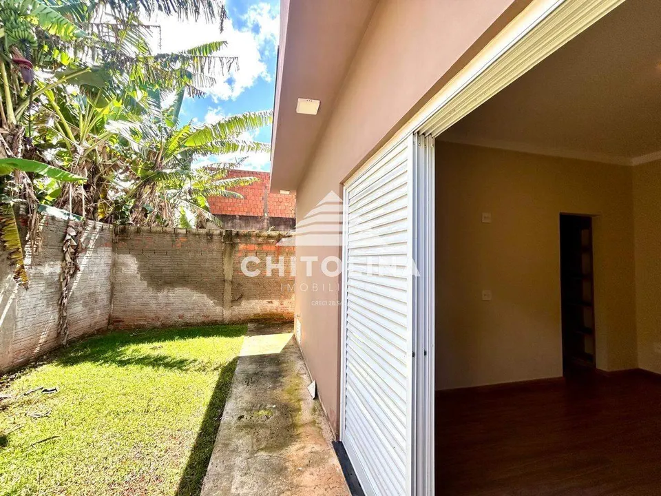 Quintal com acesso direto pela porta da suíte — Casa cód. 11934, Vila Eldorado