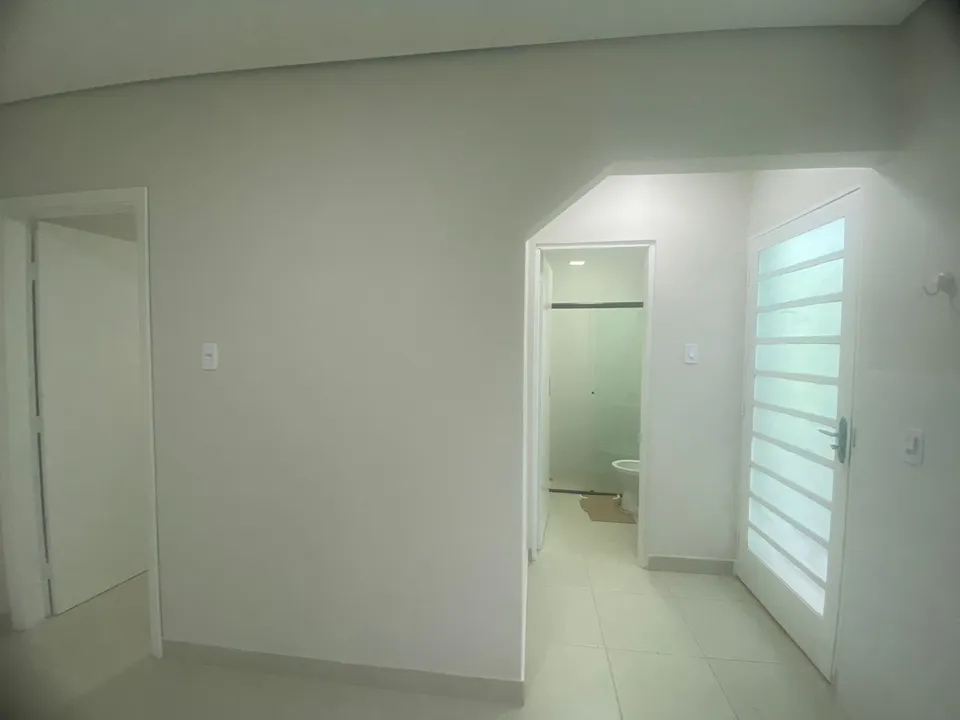 Corredor com acesso ao banheiro e à área de serviço — Casa cód. 11364, Jardim Itália