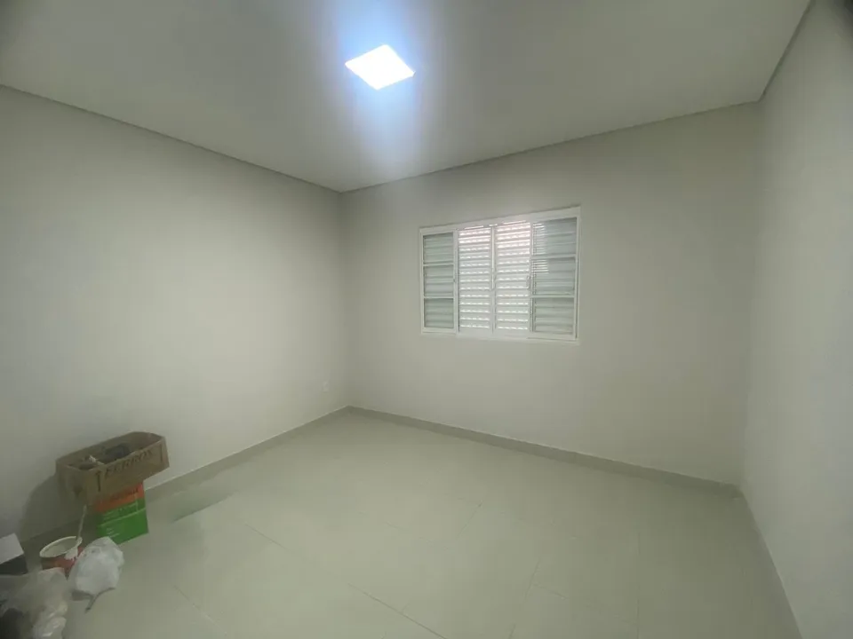 Dormitório com janela e acabamento em gesso — Casa cód. 11364, Jardim Itália
