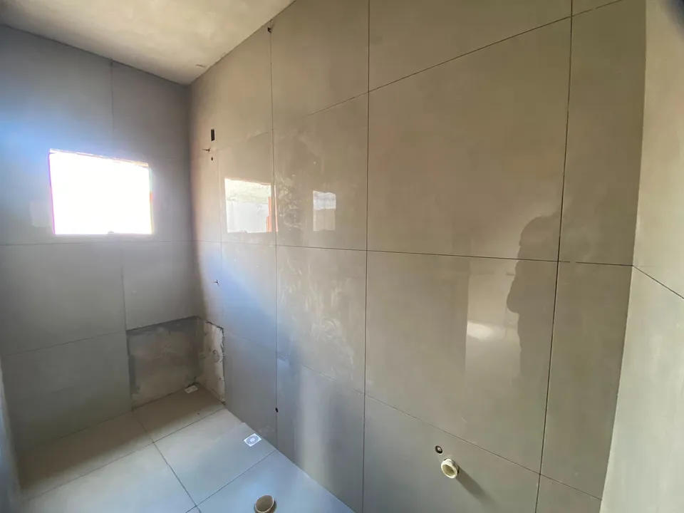 Banheiro com porcelanato até o teto — Casa cód. 11836, Vila Progresso